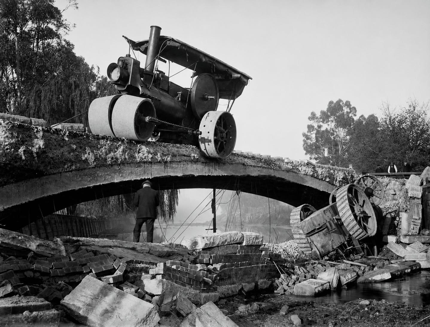 Composite historical image of the collapsed King’s Bridge in Bendigo, with damaged machinery and a portrait of John Monash.