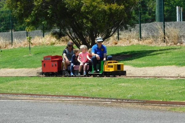 Experience Gippsland Model Engineering Society