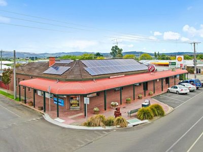 Yinnar Hotel