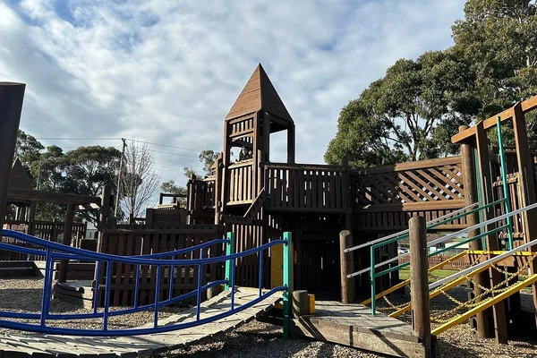 Visit Morwell Town Common Playground