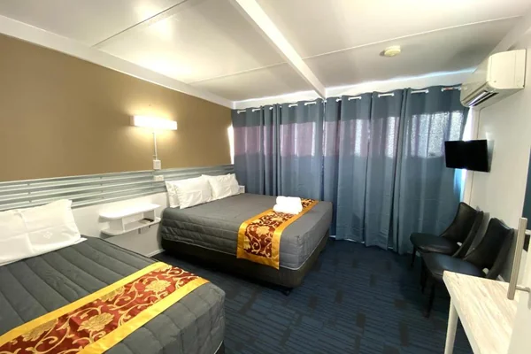 Experience Mid Valley Motel