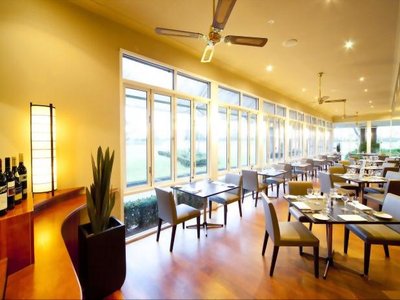 Terrace Cafe @ Century Inn